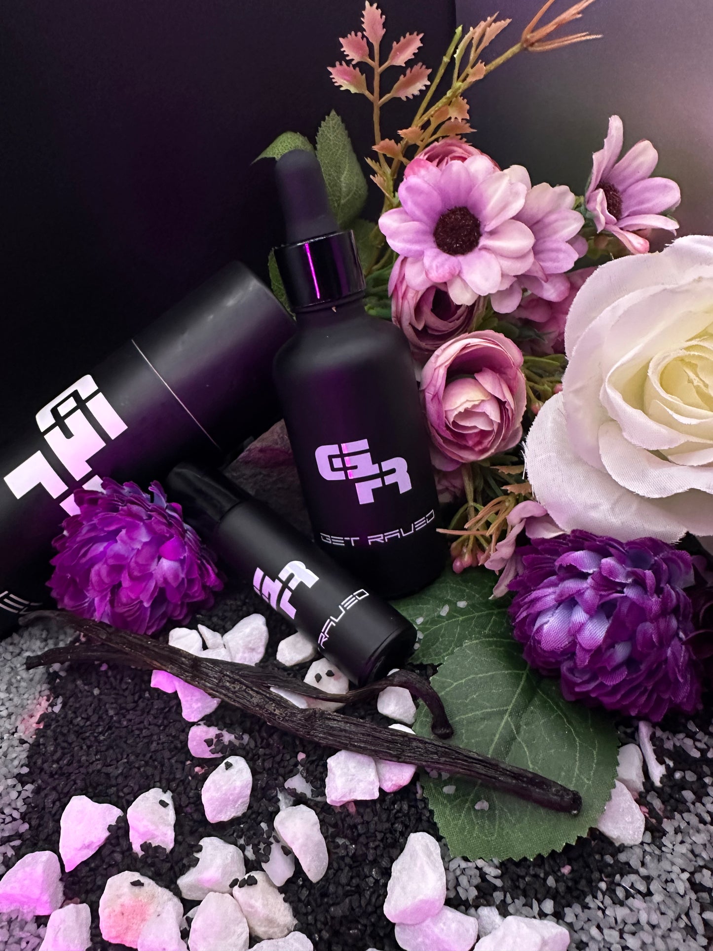 ULTRA VIOLET ♀️
